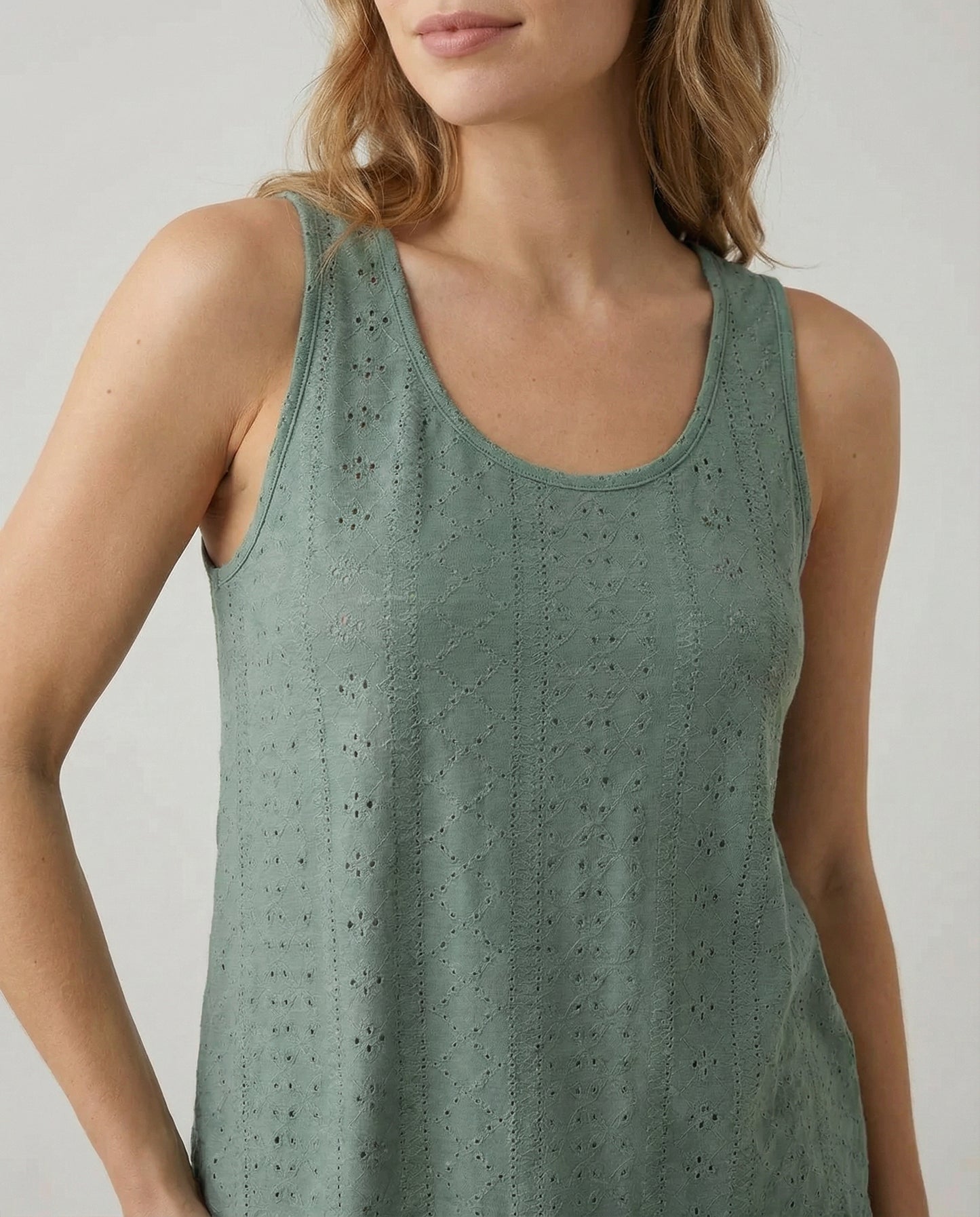 Isla Eyelet Scoop Tank