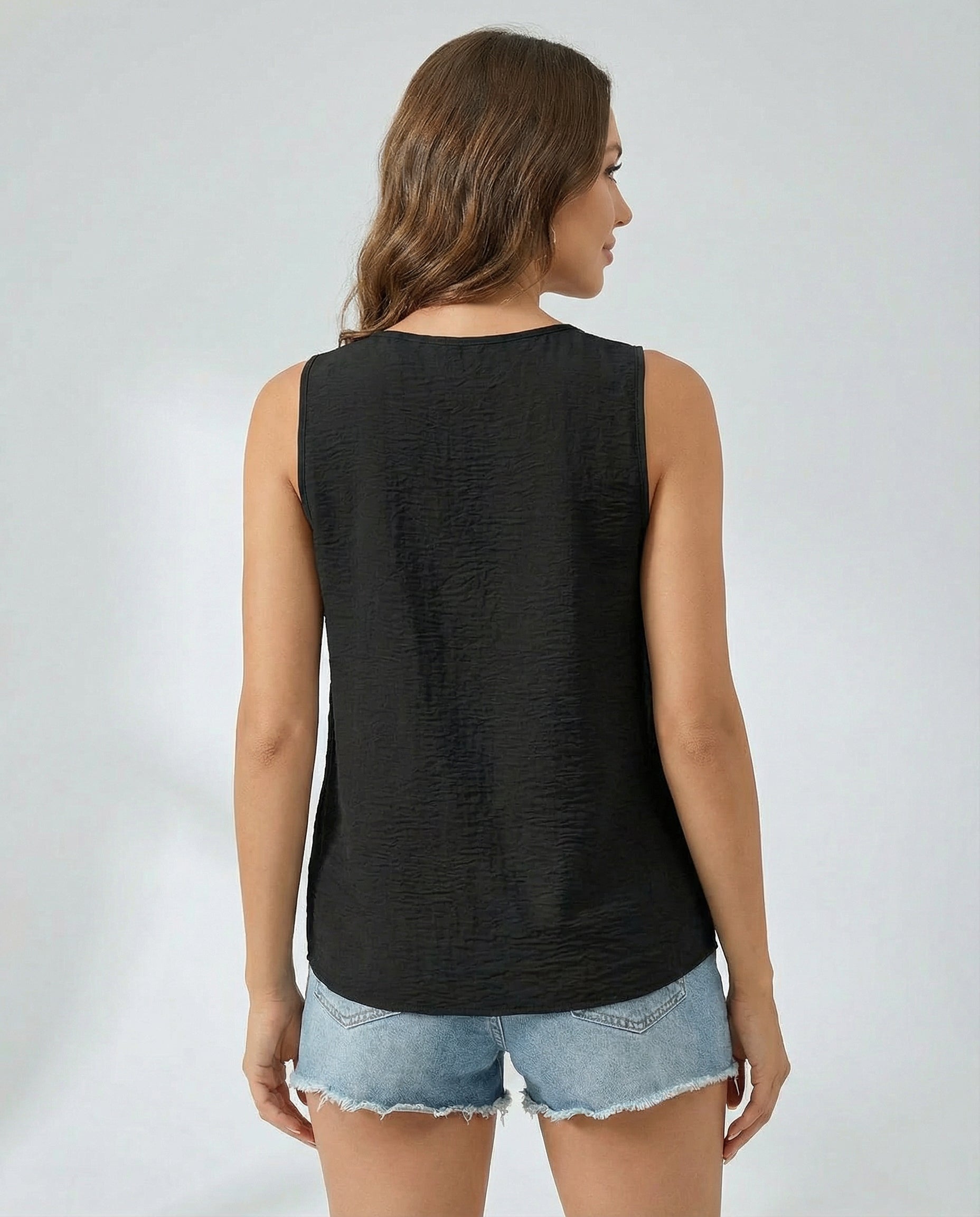 Marisol Curve V-Neck Tank