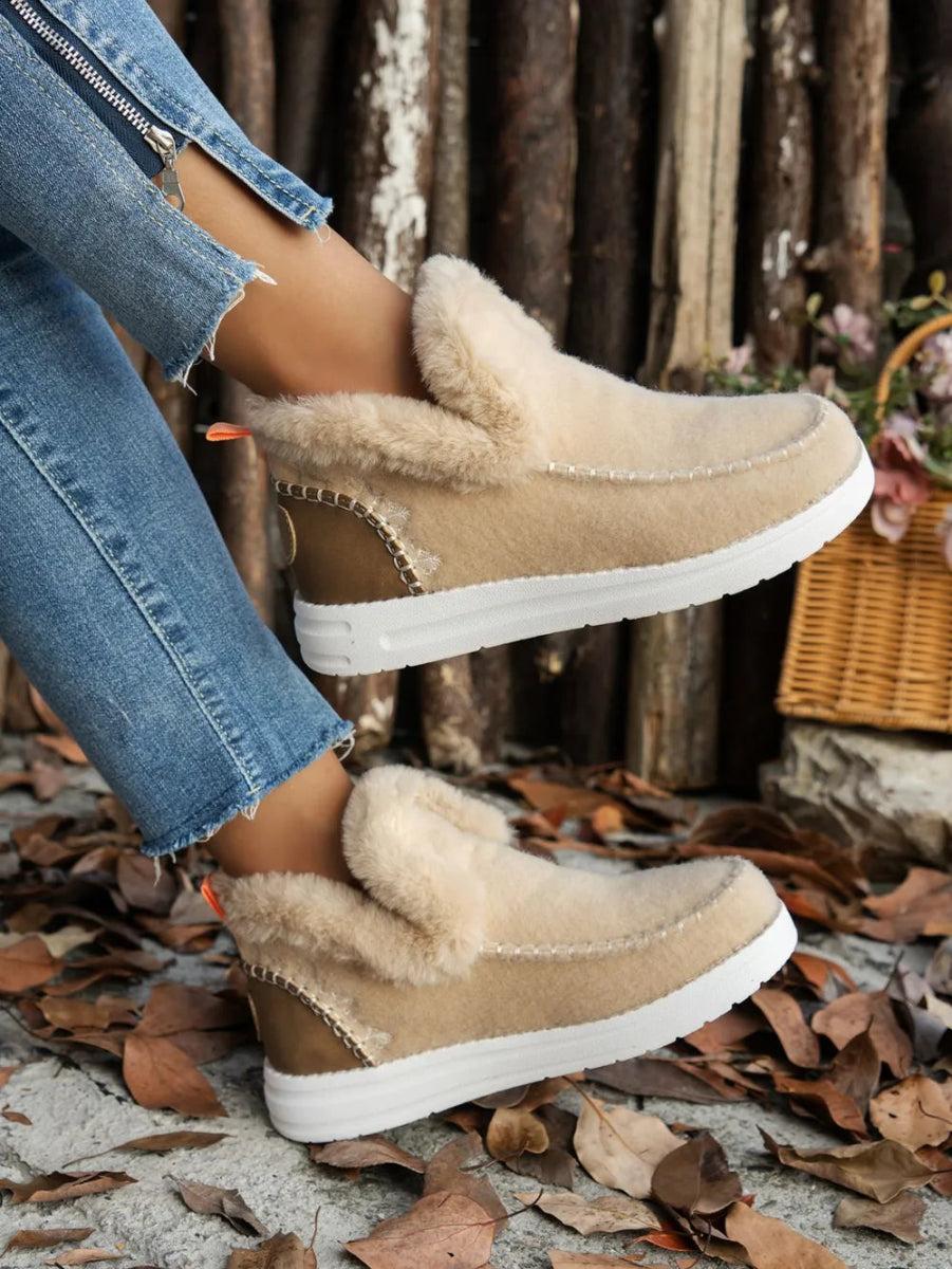 Furry Suede Round Toe Flat Sneakers - CELIVINE