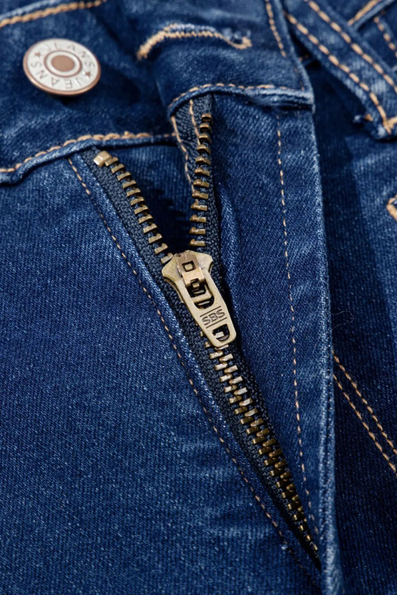 Center Seam Deep Wash Straight Jeans - CELIVINE