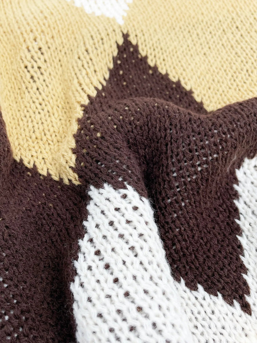 Diamond Pattern Turtleneck Sweater - CELIVINE