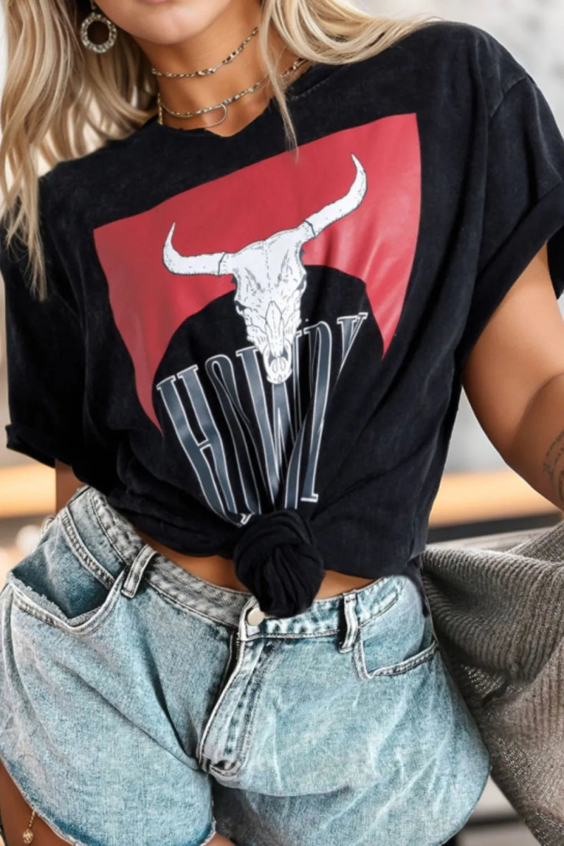 Western HOWDY Steer Head Print Side Slits Loose Fit T Shirt - CELIVINE