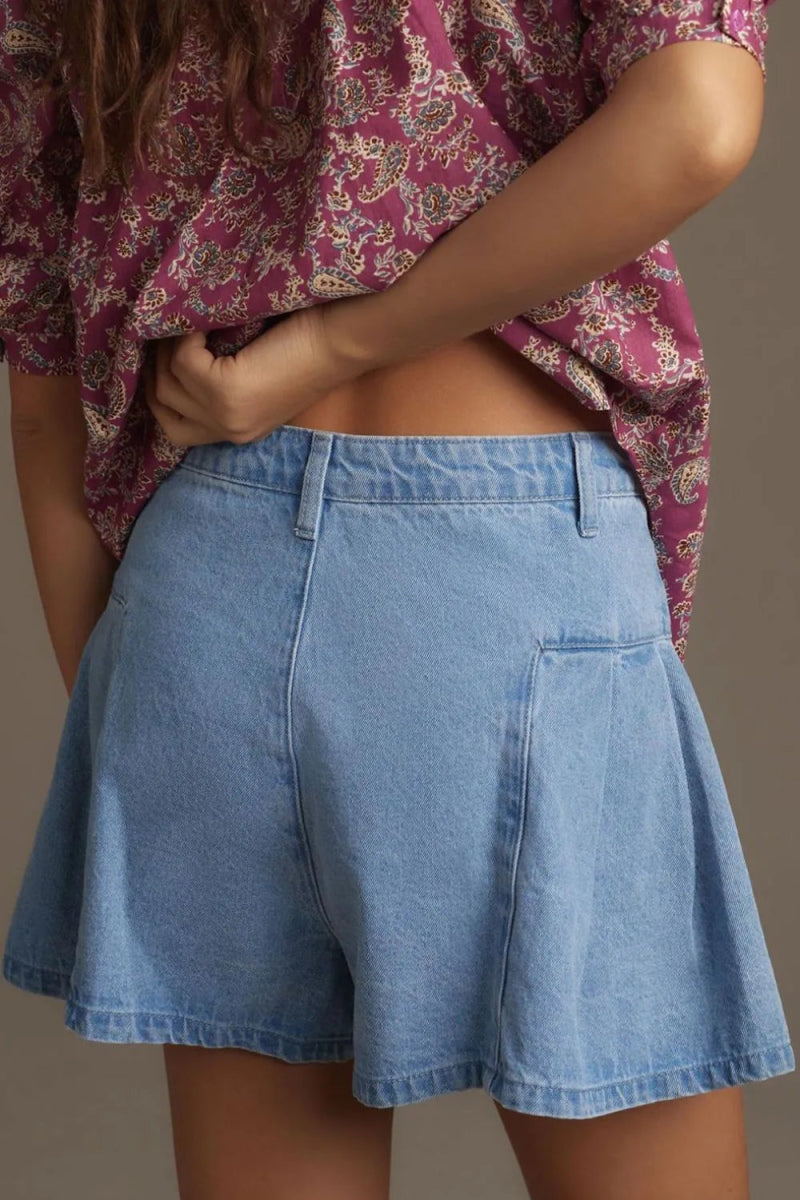 Pleated Patchwork Panel Lightweight Denim Shorts - CELIVINE