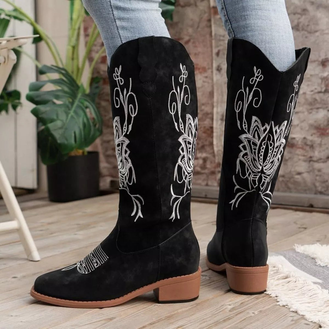 Embroidered Block Heels Boots - CELIVINE